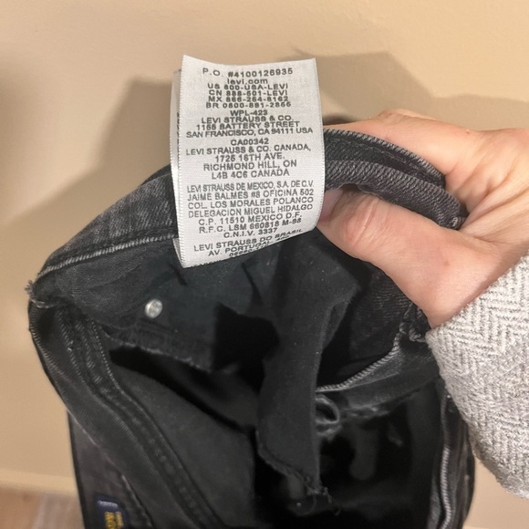 Levi’s too superlow 524 Skinny Black Denim Jeans Size 5M Y2K Retro Grunge - Picture 8 of 14